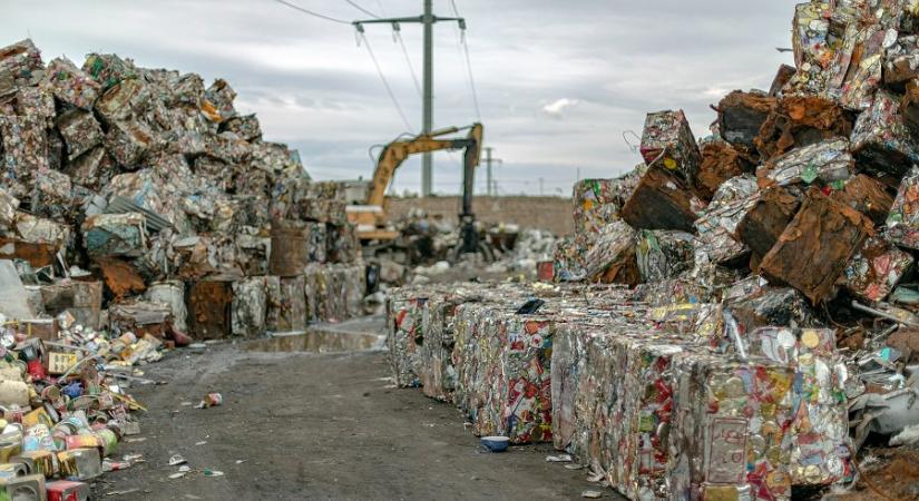 Az újrahasznosítás növeli a műanyagok toxicitását