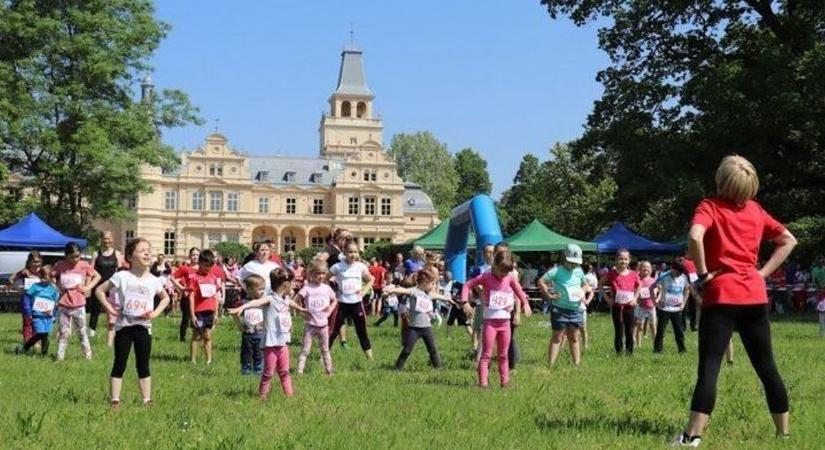 A cukorbeteg gyermekekért futottak a szabadkígyósi Wenckheim-kastélynál