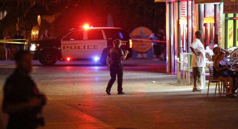 Lövöldözés volt a floridai tengerparton, kilenc ember megsérült