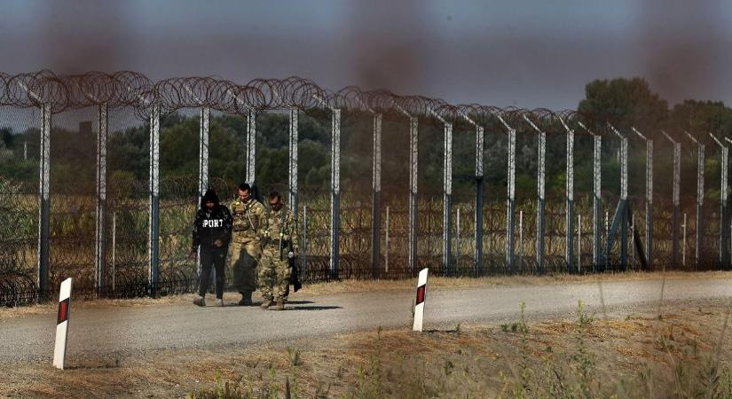 A region overrun by migrants: this is the situation at the Serbia-Hungary border