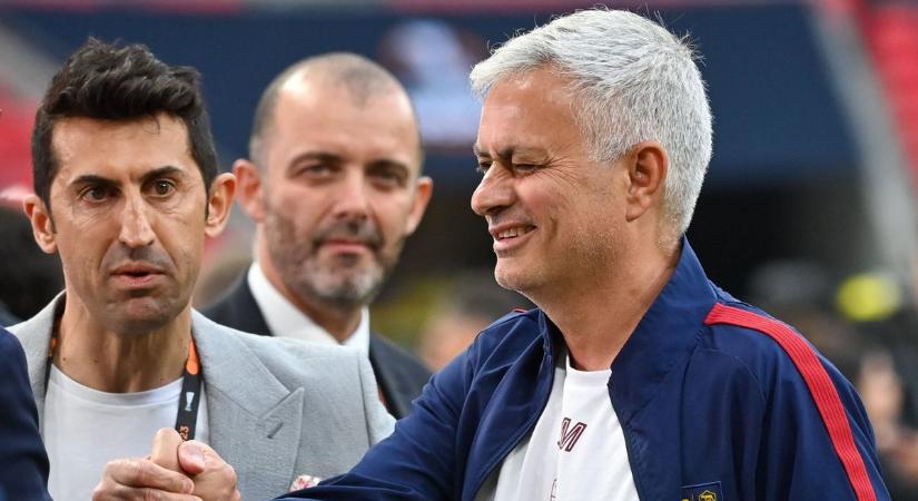 Mourinho edzését megleshette a budapesti rivális szakvezetője