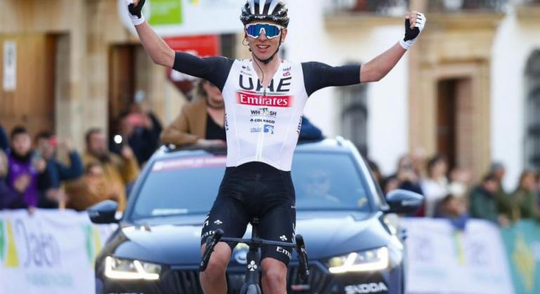 Országútis hírek külföldről: jól halad Pogacar rehabilitációja, a Giro-Tour duplában gondolkozik Pinot, Lidl-Trek néven folytatják Pedersenék