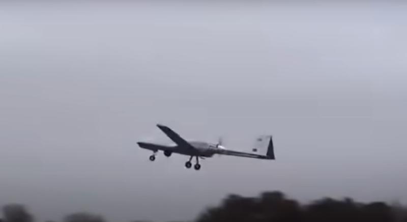 Dróntámadás következtében gyulladt ki a krasznodari olajfinomító