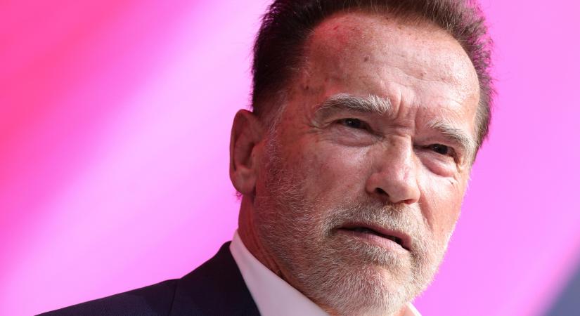 Szívszorító: így búcsúzik Arnold Schwarzenegger Bruce Willistől