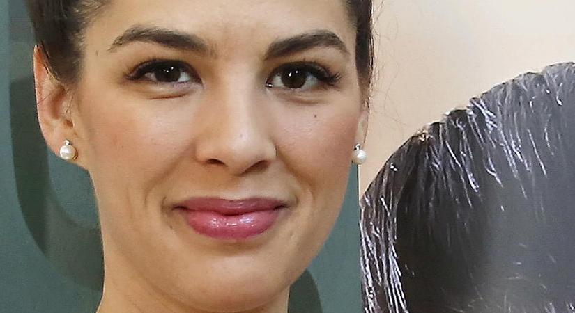 Te felvennéd? Nem csili-vili, mégis fergeteges öltözékben elő Ördög Nóra