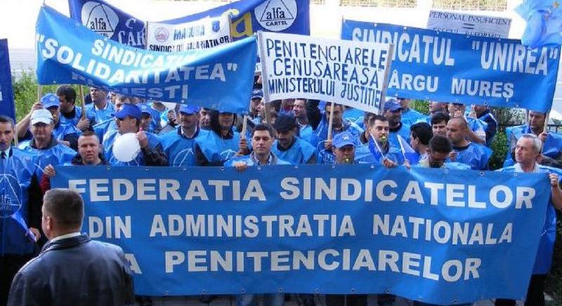Túlbuzgósággal tiltakoznak a speciális nyugdíjak tervezett reformja ellen a börtönőrök