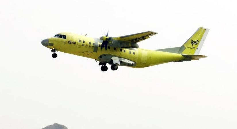 Végrehajtotta első repülését az iráni Szimorg szállítógép