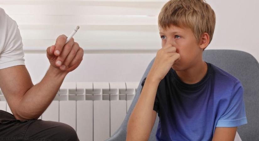 A dohányzó szülők a gyerekeket is veszélyeztetik, figyelmeztet dr. Pajtók Gábor a világnapon