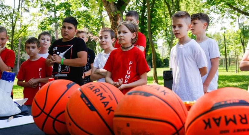 Diákok százai teljesítették az izgalmakkal teli sportos kihívást Szolnokon
