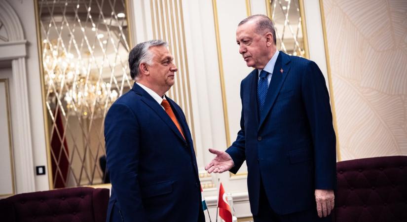 Erdogannal tárgyalt Orbán, aki elfogadta török elnök meghívását a szombati beiktatására