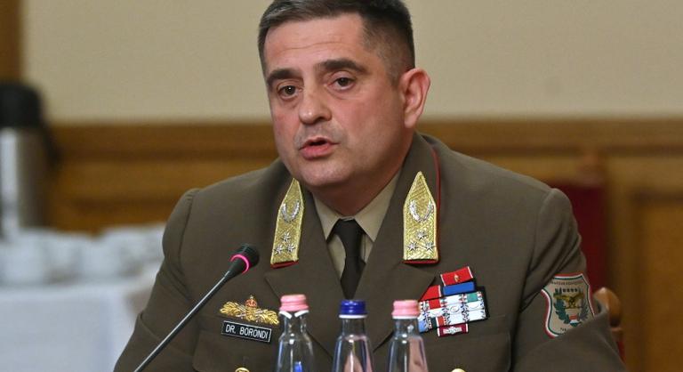 Reagált az Indexnek a Honvédelmi Minisztérium a vezérkari főnököt érintő feljelentésre