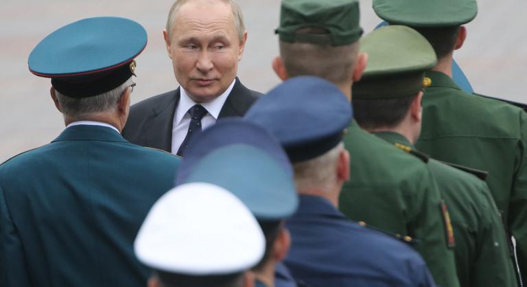 Putyin arra játszik, hogy legyen ürügye az első nukleáris csapásra