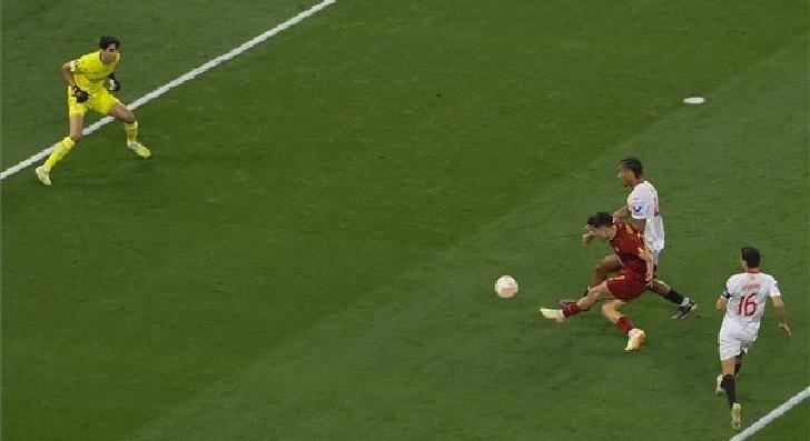 Európa-liga döntő - Sevilla-AS Roma: félidő 0:1