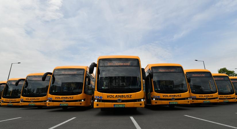 Megérkeztek az elektromos autóbuszok Zalaegerszeg helyi közlekedésébe