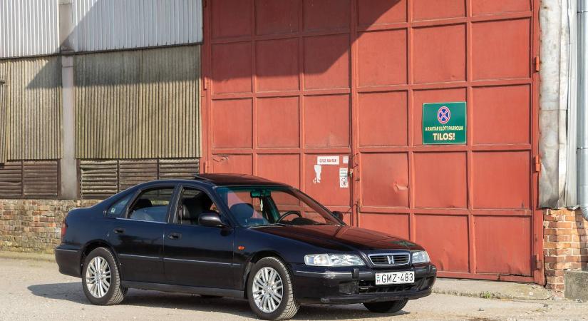 Honda Accordot 500 ezer forintból? Ugyan, mi baj lehet... - Használtteszt: Honda Accord CE9 2.2i VTEC