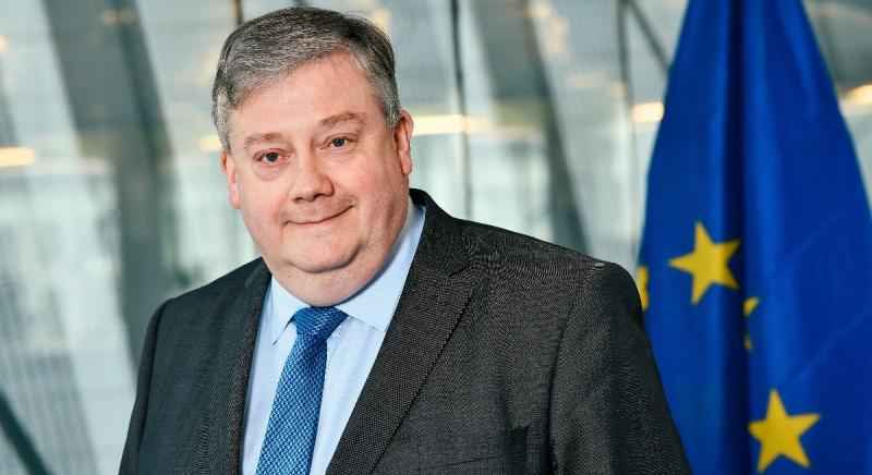 A korrupció miatt letartóztatott EP-képviselő szerint korrupció miatt nem alkalmas hazánk a soros elnökségre