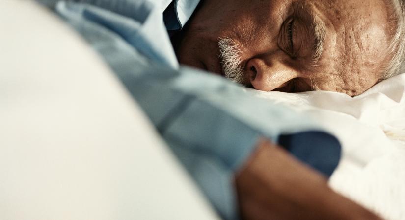 Miért lehet elég valakinek 5 óra alvás is? A szomnológus elmagyarázza