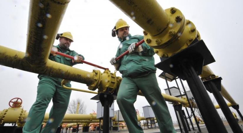 Esett az orosz gáz ára, nőtt a sarc, amelyet Vlagyimir Putyin kivetett Magyarországra