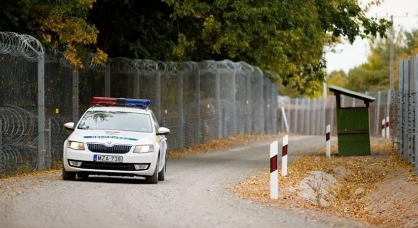 Tizenegy határsértőt tartóztattak fel a rendőrök Bács-Kiskunban