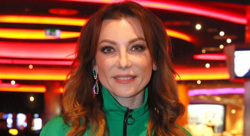 A hármas ikrekkel túrázott Rúzsa Magdi: "Ez keményebb, mint a turné" – fotók