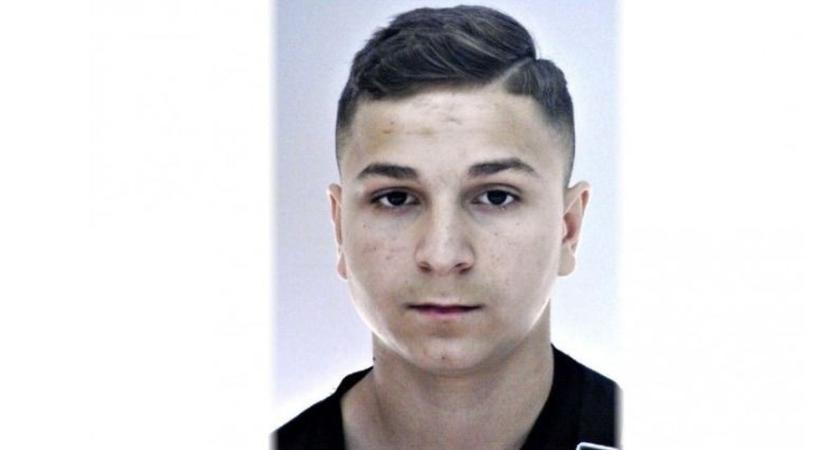 A pécsi rendőrök a lakosság segítségét kérik a 15 éves fiú eltűnése kapcsán