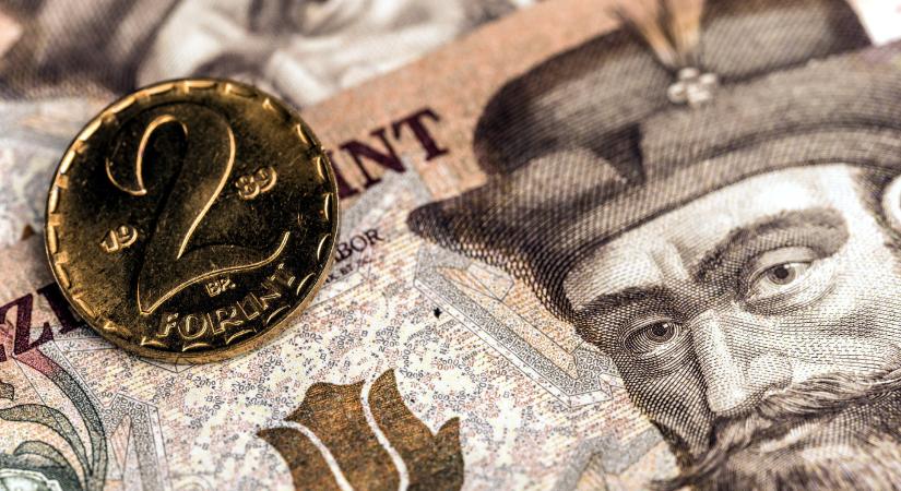 Vegyes hangulatban kelt a forint ma reggel