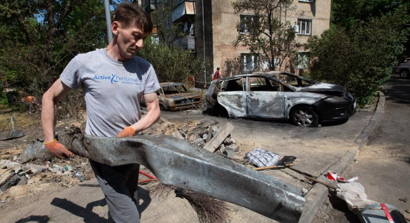 Újabb támadás érte Kijevet: záporoztak az orosz rakéták és drónok