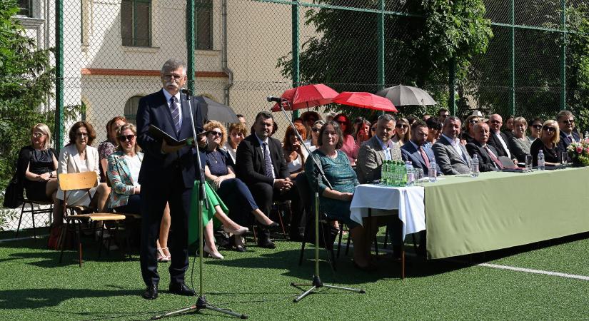 Kövér László: A XXI. században sincs nagyobb megtartó erő, mint az Isten, haza és család