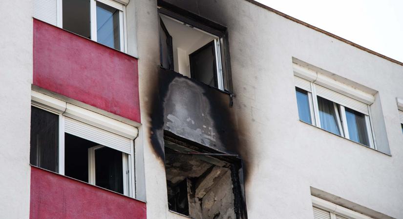 Drámai lakástűz a Fehérvári úton – a második emeleti szomszéd mentette ki a nőt és a macskáját a lángok közül