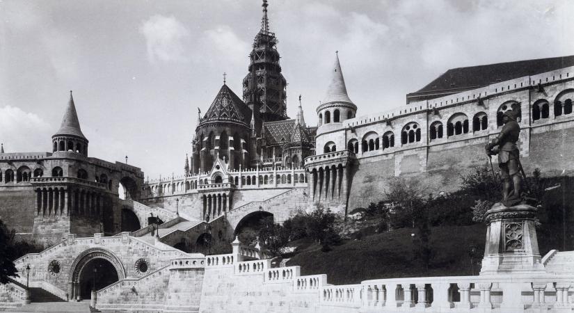 Kvíz: Melyik híres magyar épületet látni a képen?