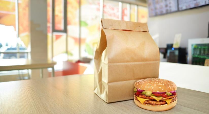 100 napig csak McDonald’s-os ételeket evett, hogy lefogyjon