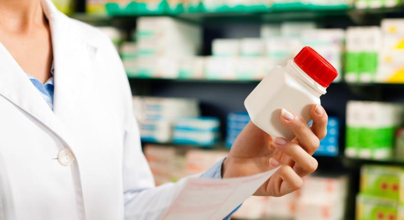 Egy új rendelet miatt egyes gyógyszerek végleg eltűnhetnek a hazai patikák polcairól