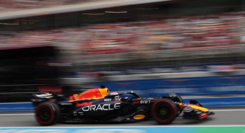Leclerc a Q1-ben kiesett, Verstappen verhetetlen a barcelonai pályán