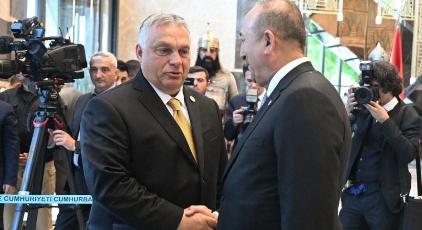 Orbán Viktor: Magyarország számára jó hír, hogy Törökországnak továbbra is békepárti elnöke van (videó)