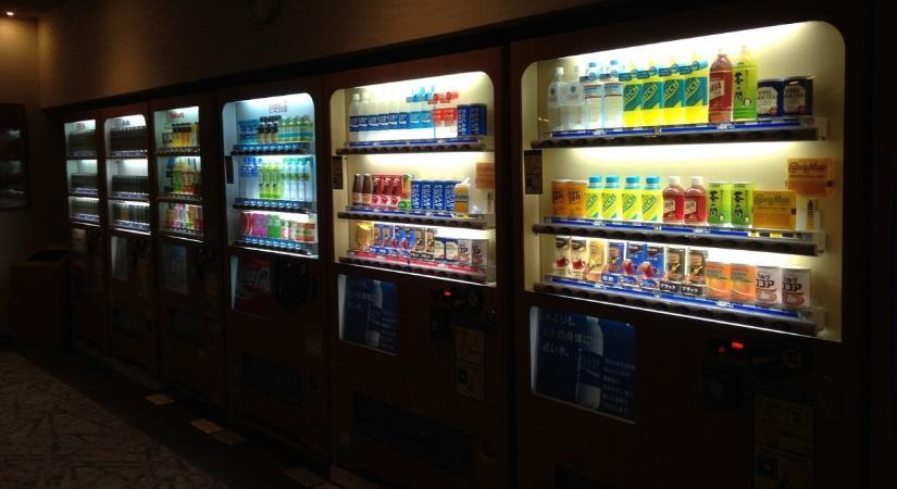 Étel, ital automatákat is ellenőriznek a NAV revizorai