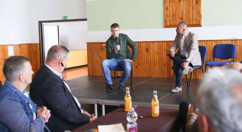 Közéleti fórum Horvátzsidányban - Ágh Péter Gyopáros Alpárral beszélgetett - hallgassa meg a második részt is!