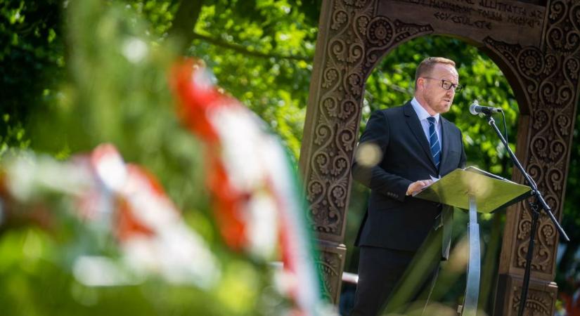 Megemlékezést tartottak a nemzeti összetartozás napján