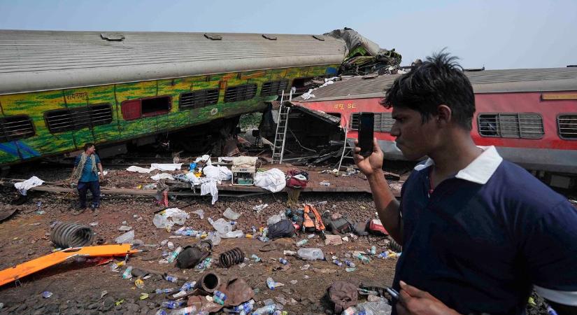 Az elektronikus jelzések hibája okozhatta az indiai vonatkatasztrófát