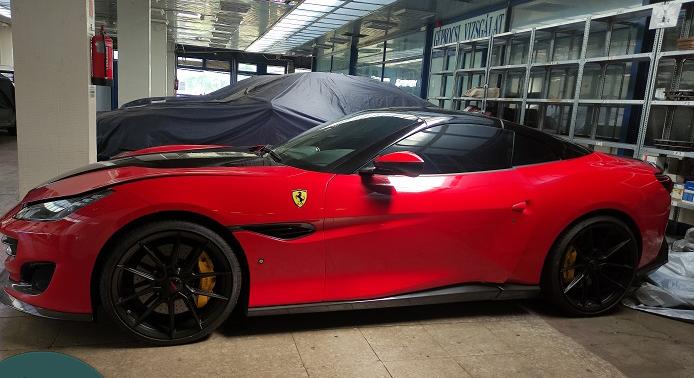 Tökéletes Ferrarit kínál az adóhatóság megvételre