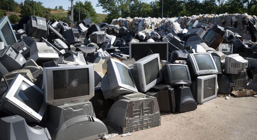 Gyűjtik az elektronikai hulladékot