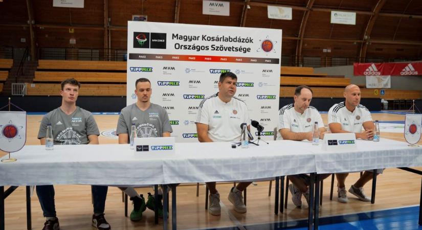 Szurkolói ankétot tartott az Atomerőmű SE férfi kosárlabdacsapata