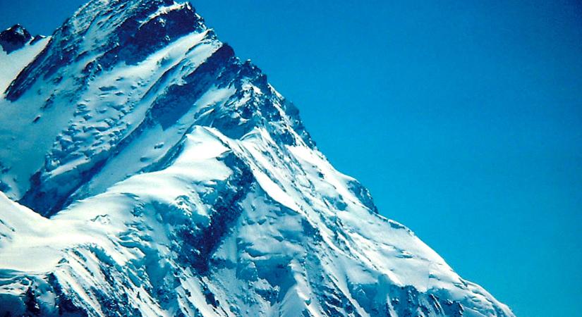 A világ kilencedik legmagasabb csúcsára indul Varga Csaba nagyváradi hegymászó