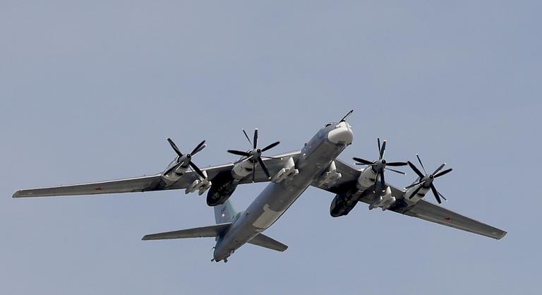 Orosz és kínai katonai repülők hatoltak be Dél-Korea légvédelmi azonosító zónájába