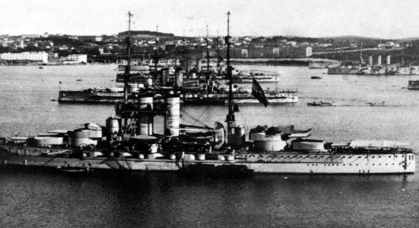 Így lőtték ki a legnagyobb magyar hadihajót