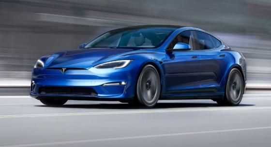 Új rekord: 8 másodpercet vert a Tesla Model S a Porsche Taycanra a Nordschleifén