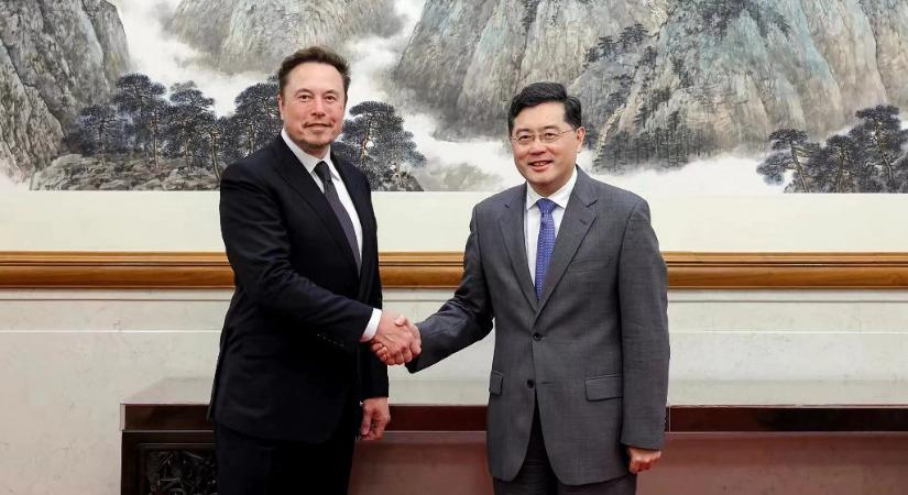 Miért fontos Kína számára Elon Musk látogatása?