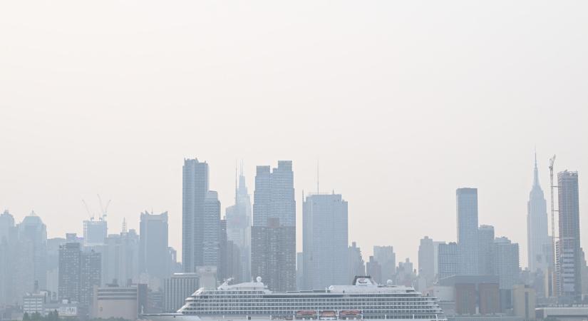 Már New York-ot is elérte a kanadai erdőtüzek füstje