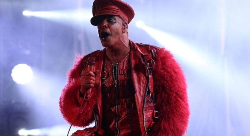 Ambrózy Áron (Facebook): Zenészek! Okuljatok a Rammstein példájából!