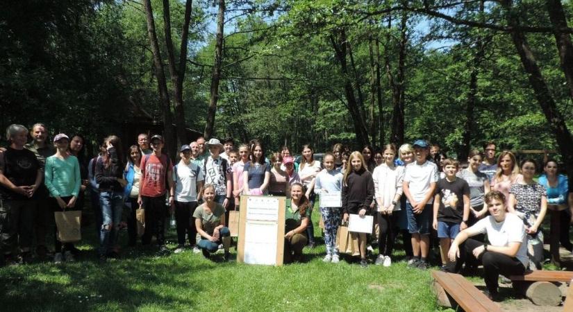 Közösen védik a természetet a nógrádi és a szlovák diákok