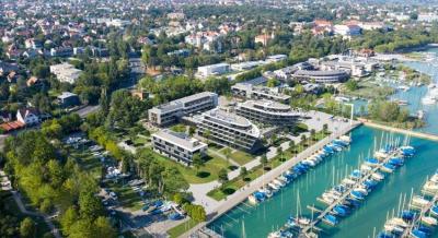 Újabb szállodakomplexum épül a Balatonnál